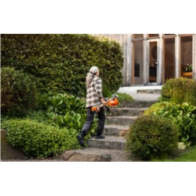 Акумуляторний тример Husqvarna 220iR, без АКБ та ЗП (9707544-01)