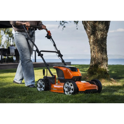 Аккумуляторная газонокосилка Husqvarna LB 246iS (9707875-01)