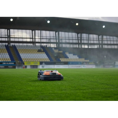 Газонокосарка-робот Husqvarna AM 580 EPOS (9708038-11) Газонокосарка-робот Husqvarna AM 580 EPOS (9708038-11)