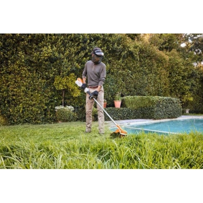 Акумуляторний тример Stihl FSA 110 R (FA07-011-5723)