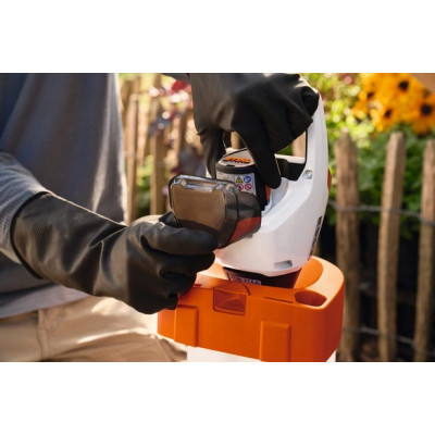Обприскувач Stihl SGA 30 Set (SA090117014)