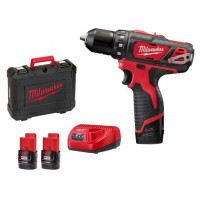Аккумуляторная дрель-шуруповерт Milwaukee M12 BDD-202C